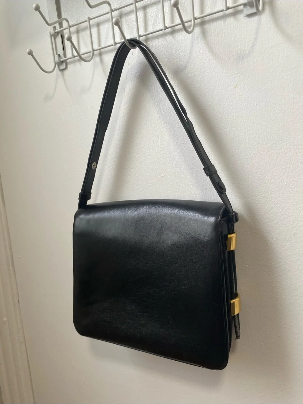 VTG Delvaux Black Flap Snap Closure Adjustable Strap Shoulder to Cross Body Bag